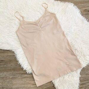 Victoria's Secret Smoothing Camisole Medium Nude Tan